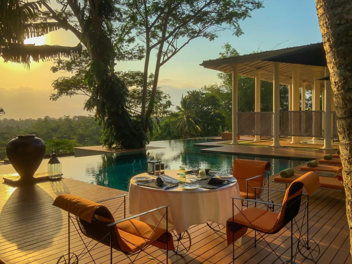 Haritha Villas & Spa ฮิกคาดูวา ภายนอก รูปภาพ